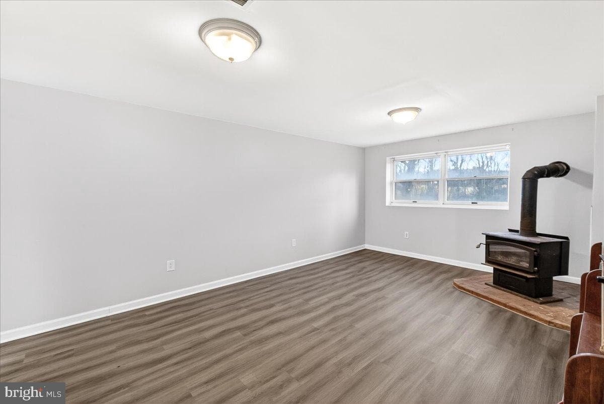 6918 Woodville Road photo 31