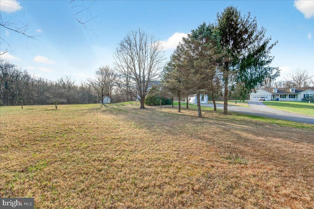 6918 Woodville Road photo 39