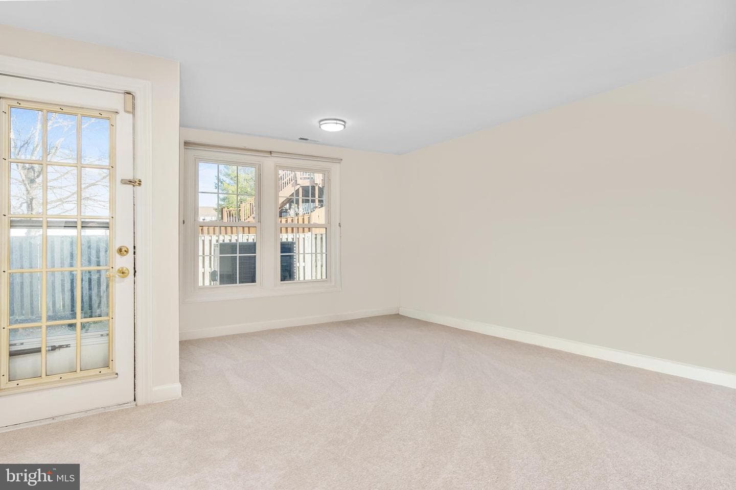 6068 Barn Hill Court photo 27