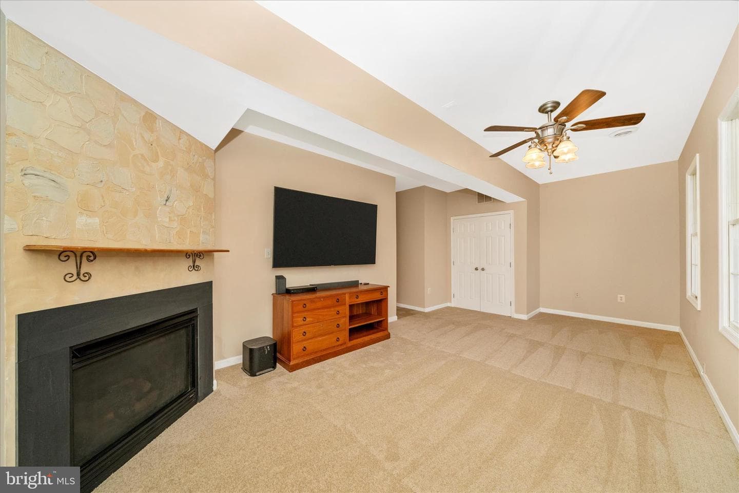 12407 Hill Court photo 30