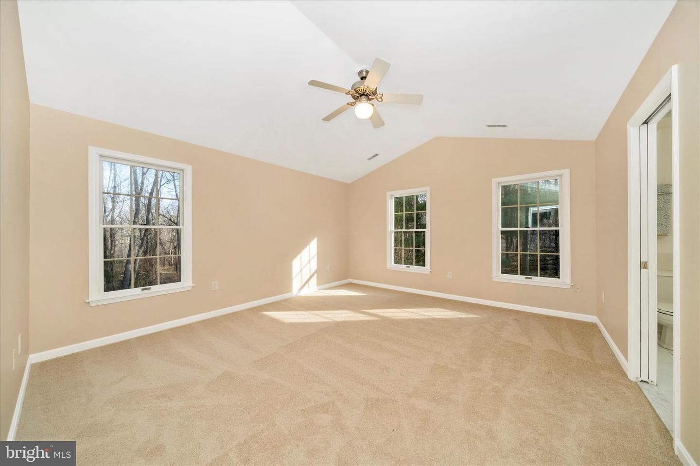 12407 Hill Court photo 34