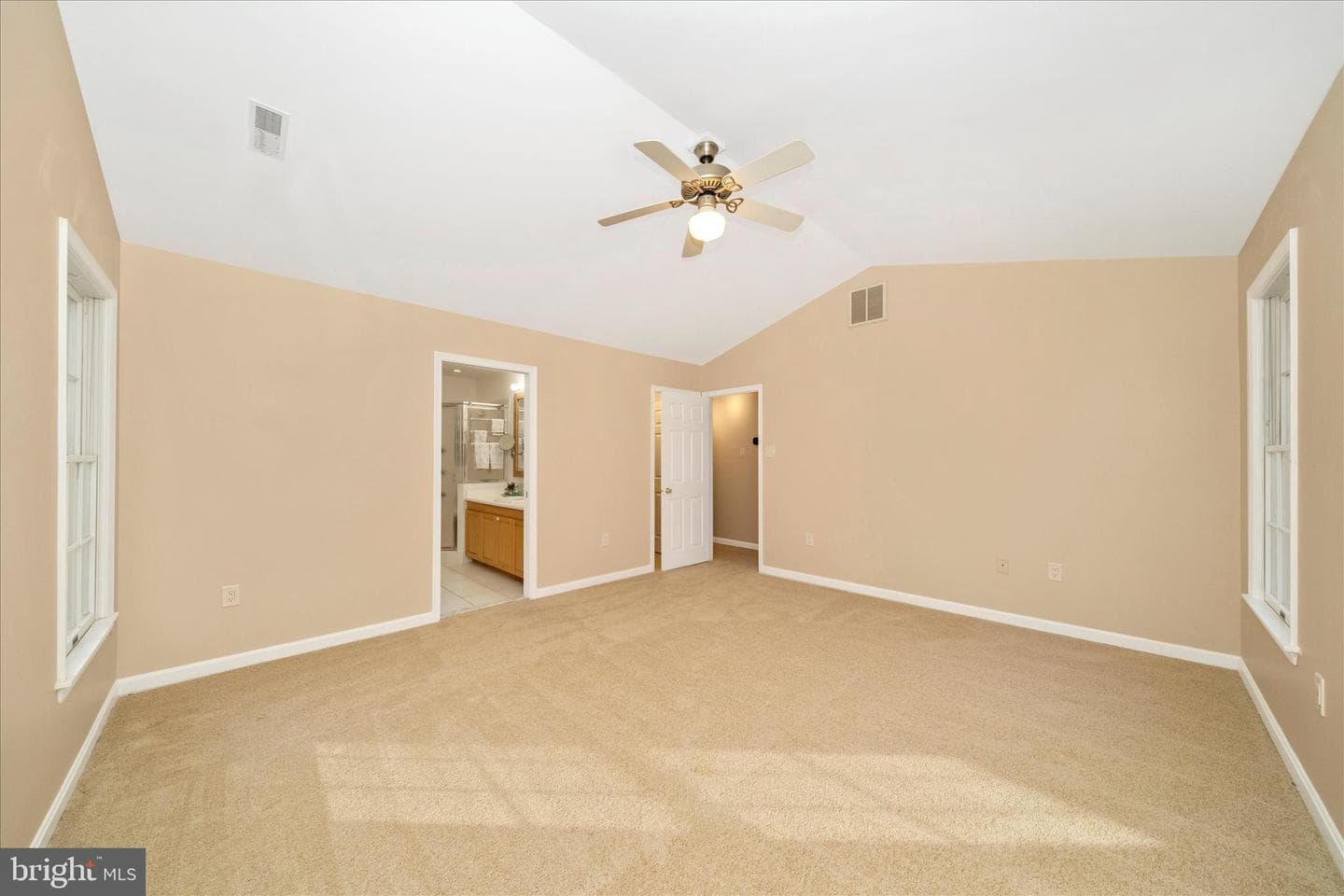 12407 Hill Court photo 35
