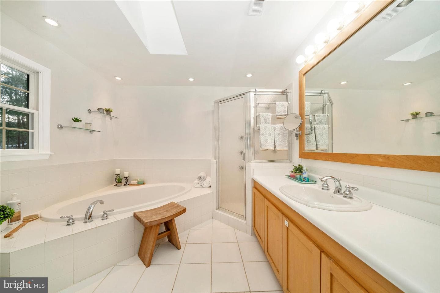 12407 Hill Court photo 36