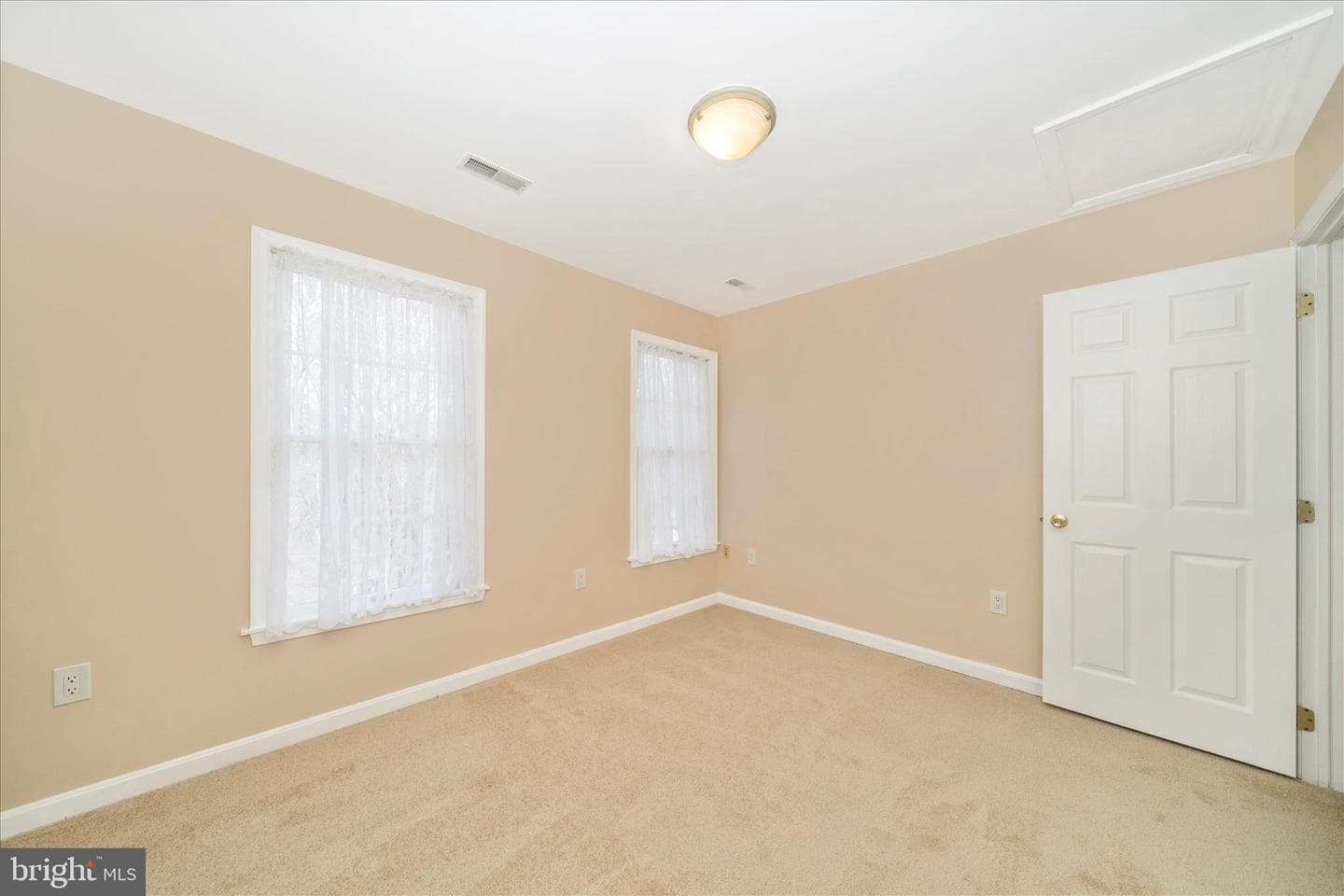 12407 Hill Court photo 46