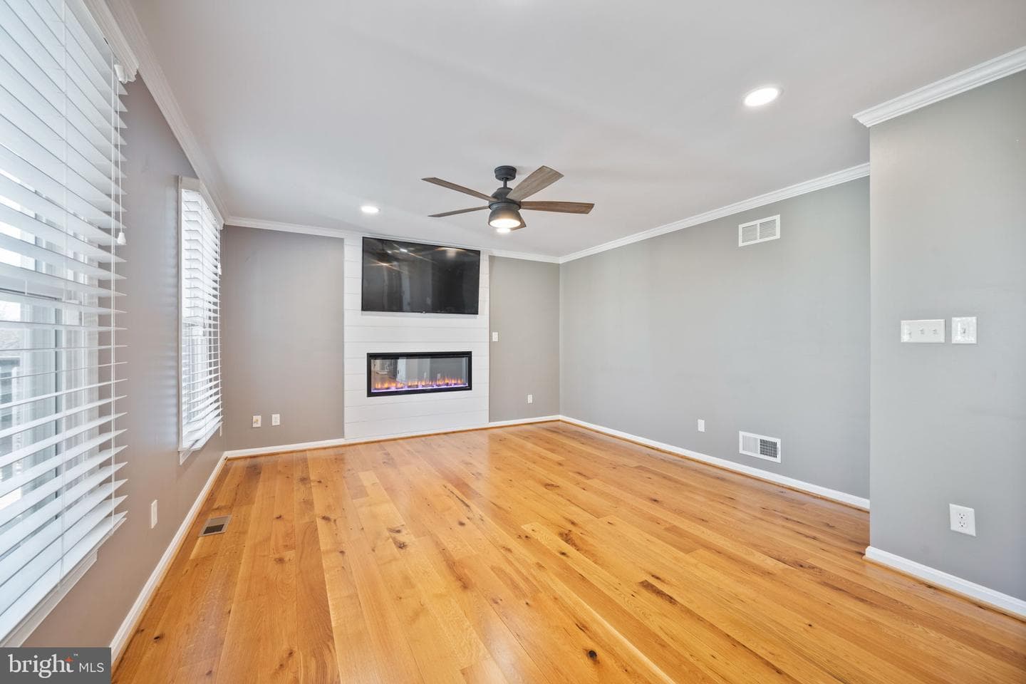 1105 Village Gate Drive photo 16