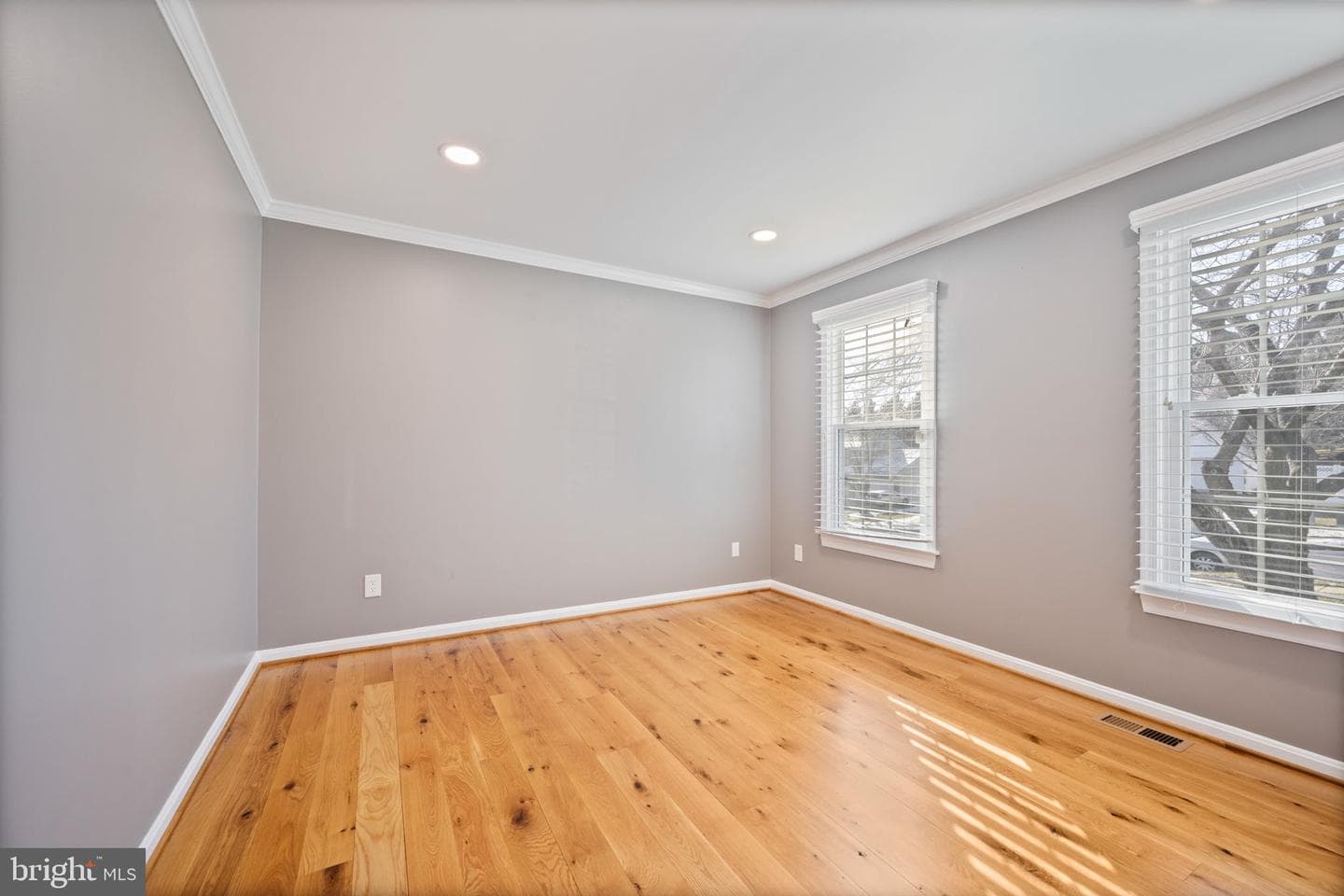 1105 Village Gate Drive photo 21