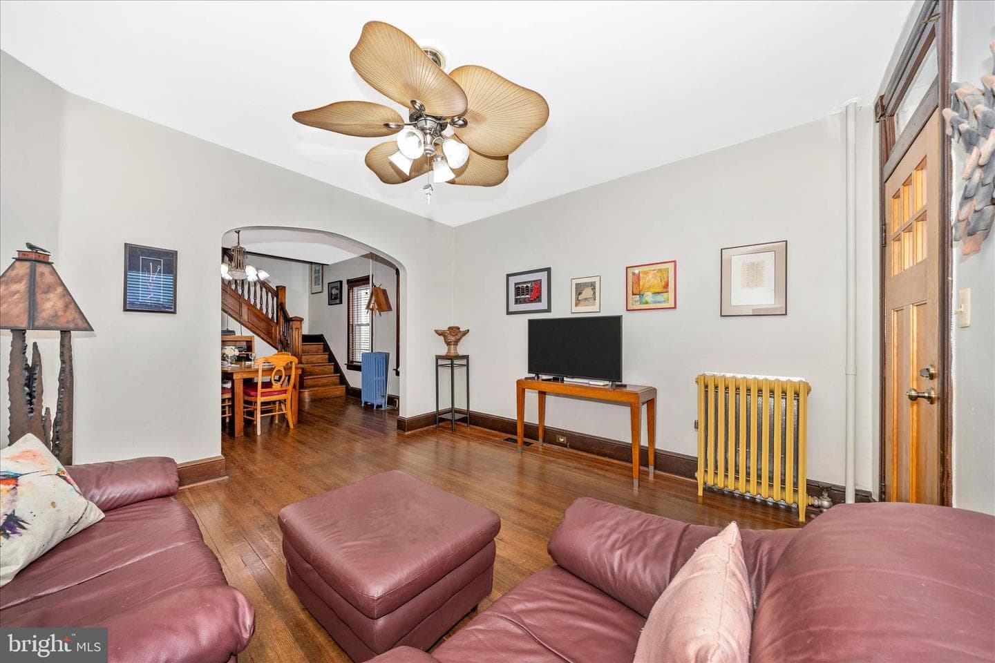 24 E 8th Street photo 10