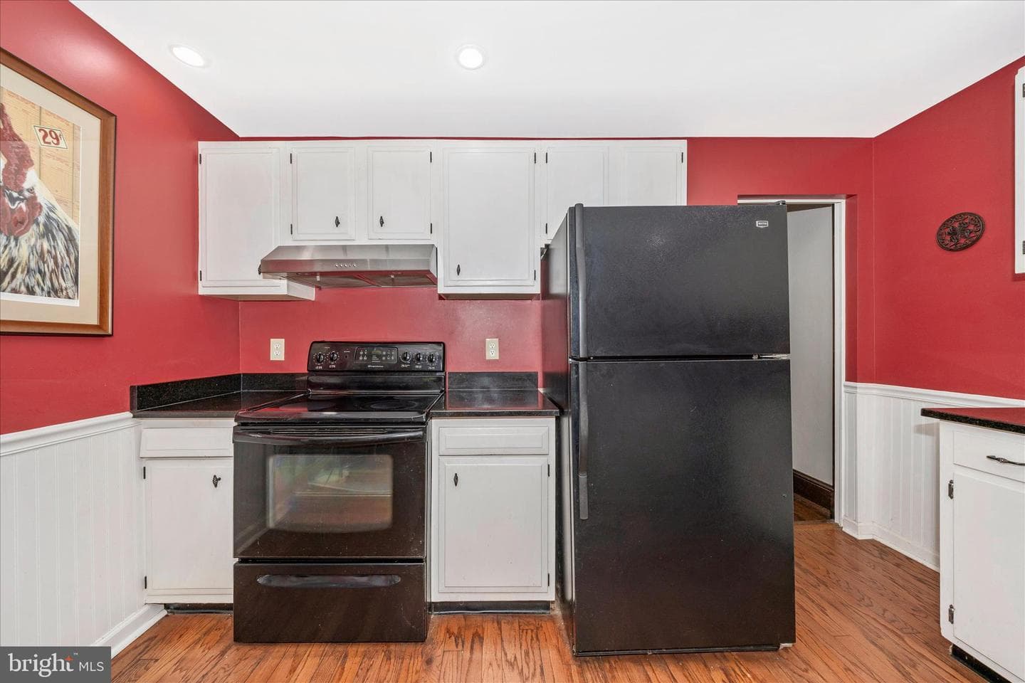 24 E 8th Street photo 22