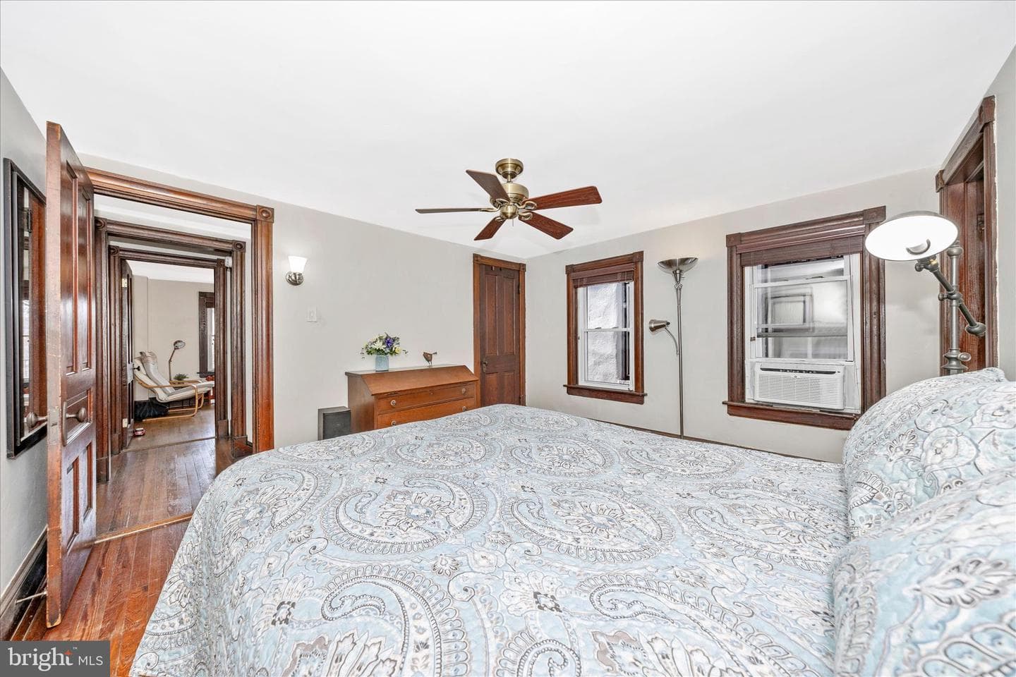 24 E 8th Street photo 27