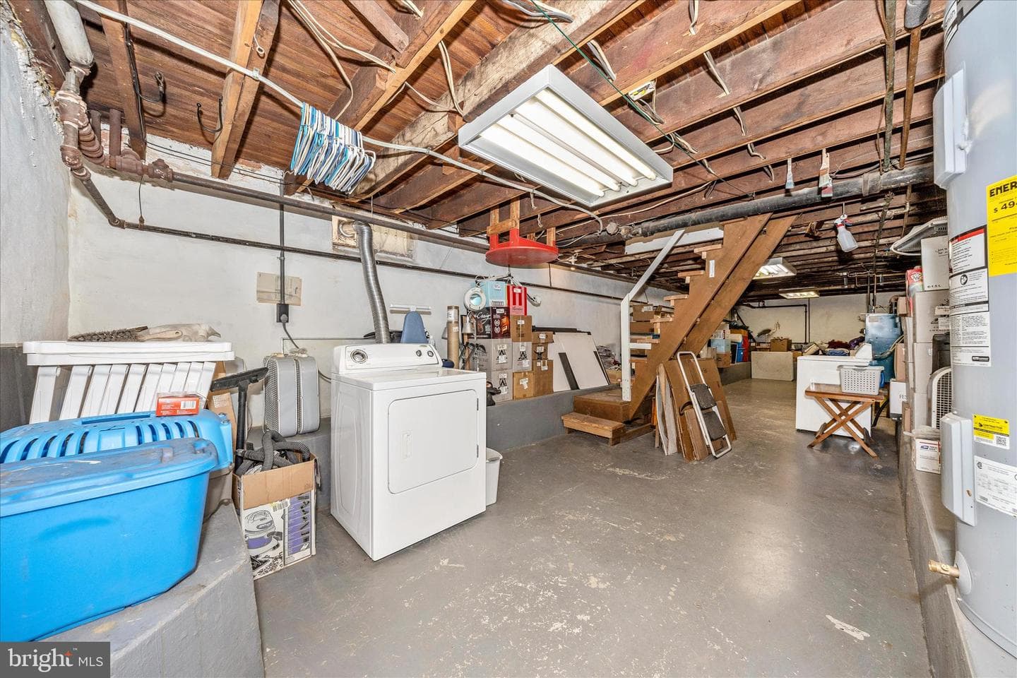 24 E 8th Street photo 39