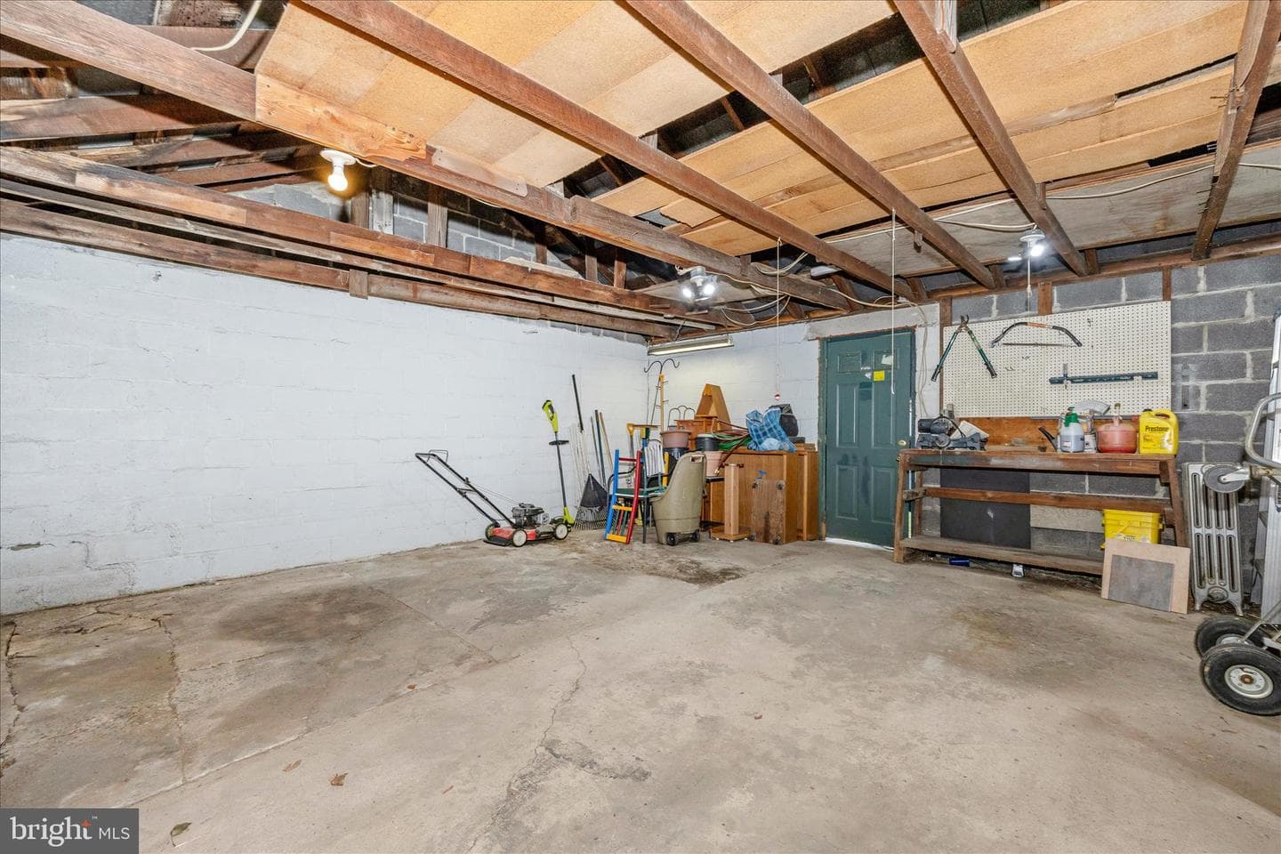 24 E 8th Street photo 49