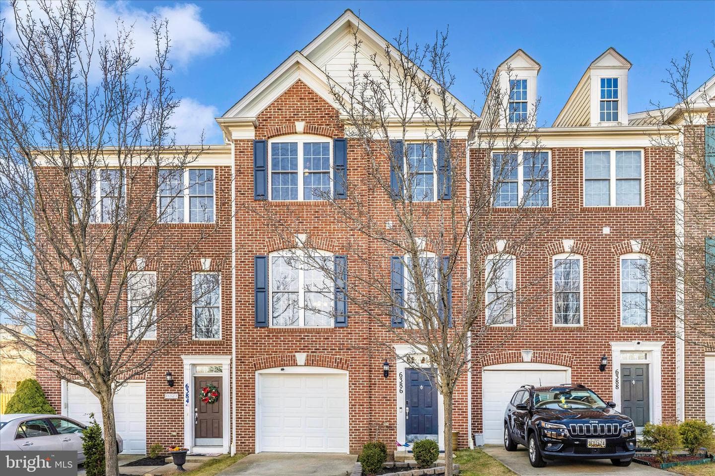 6386 Meandering Woods Court photo 1
