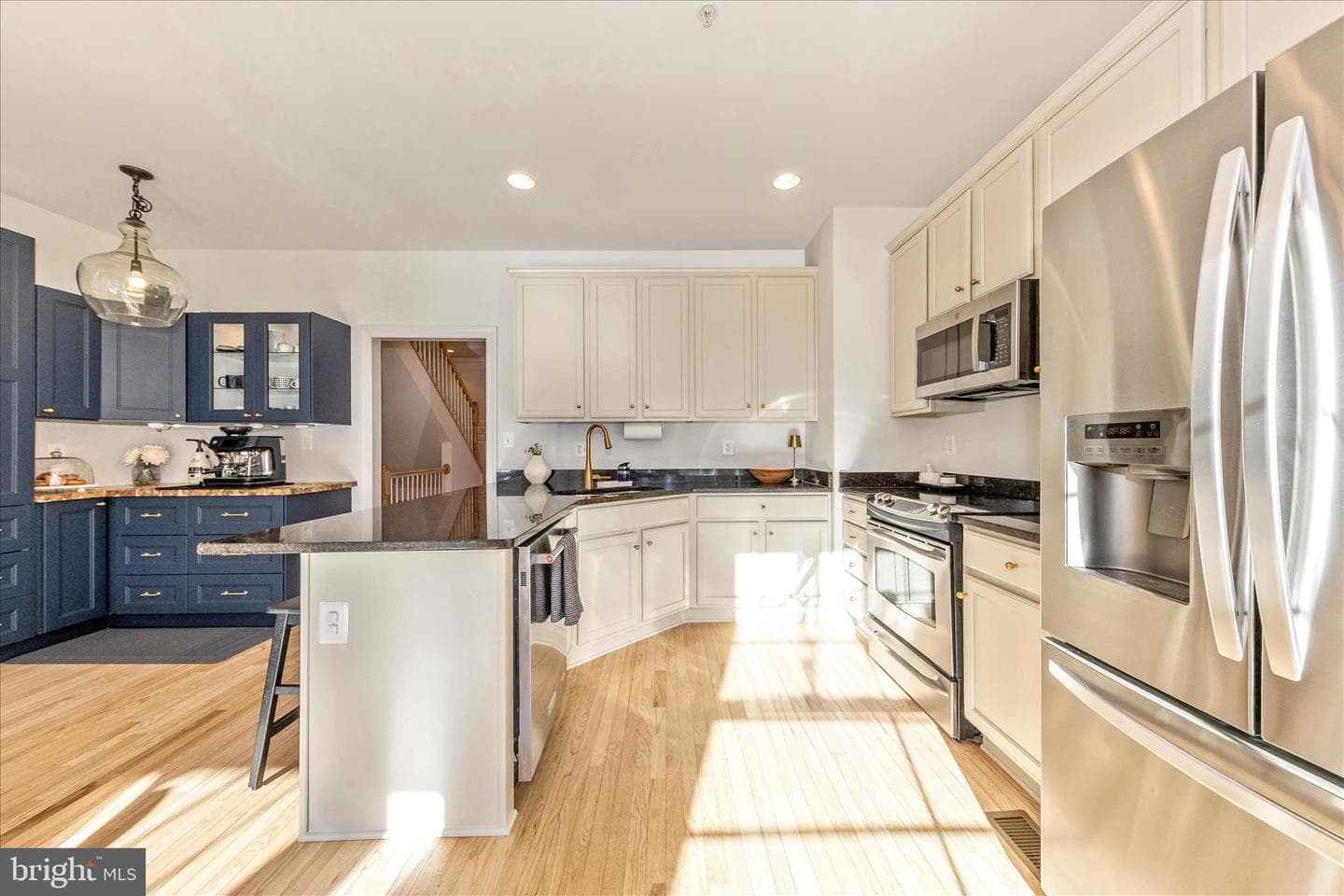 6386 Meandering Woods Court photo 5