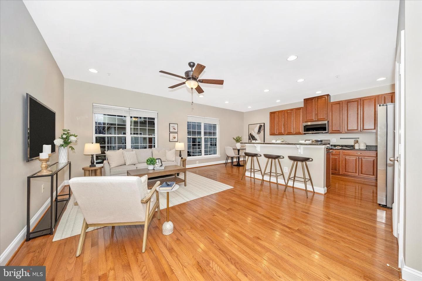 10228 Nuthatch Drive photo 13