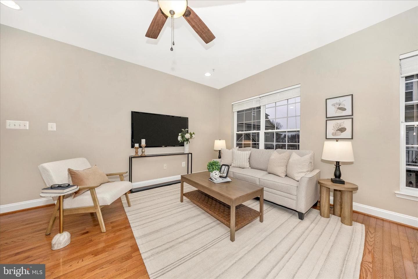 10228 Nuthatch Drive photo 16