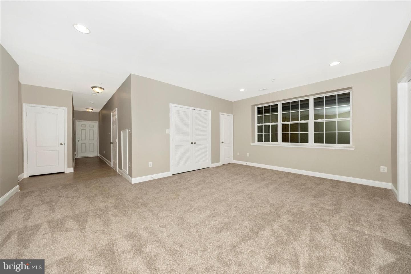 10228 Nuthatch Drive photo 39