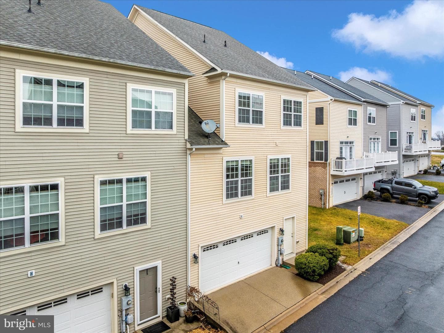 10228 Nuthatch Drive photo 60