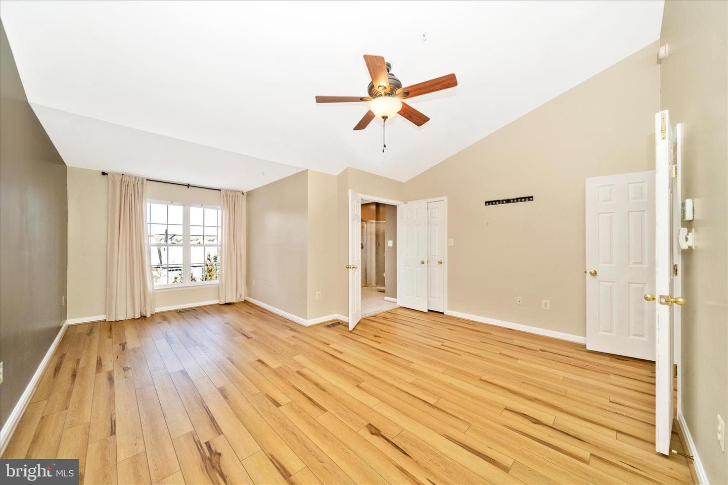 113 Fieldstone Court photo 22