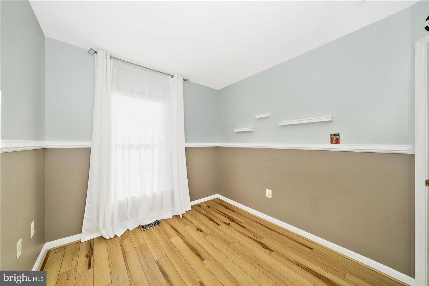 113 Fieldstone Court photo 33
