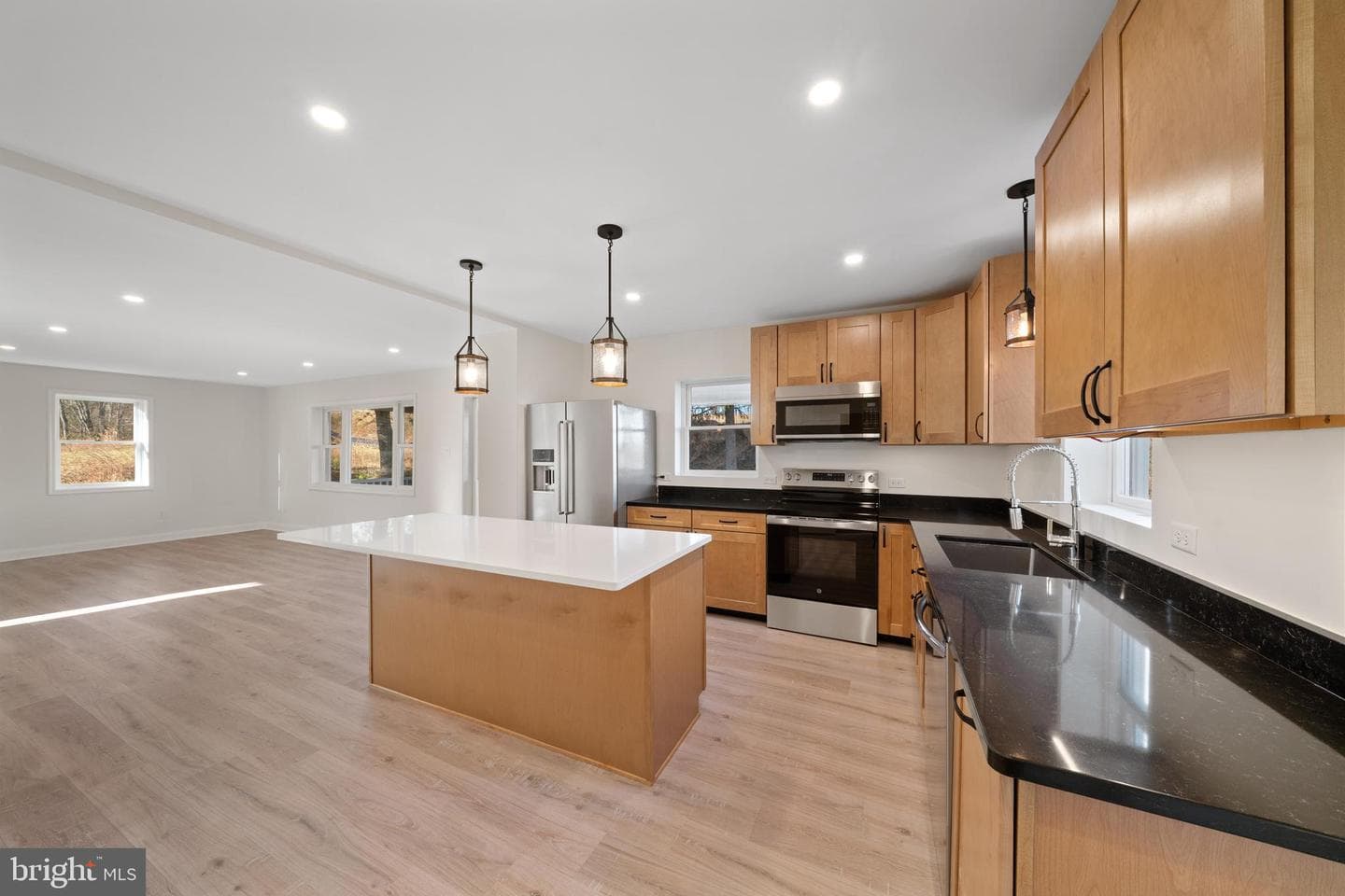 5209 Woodville Road photo 14