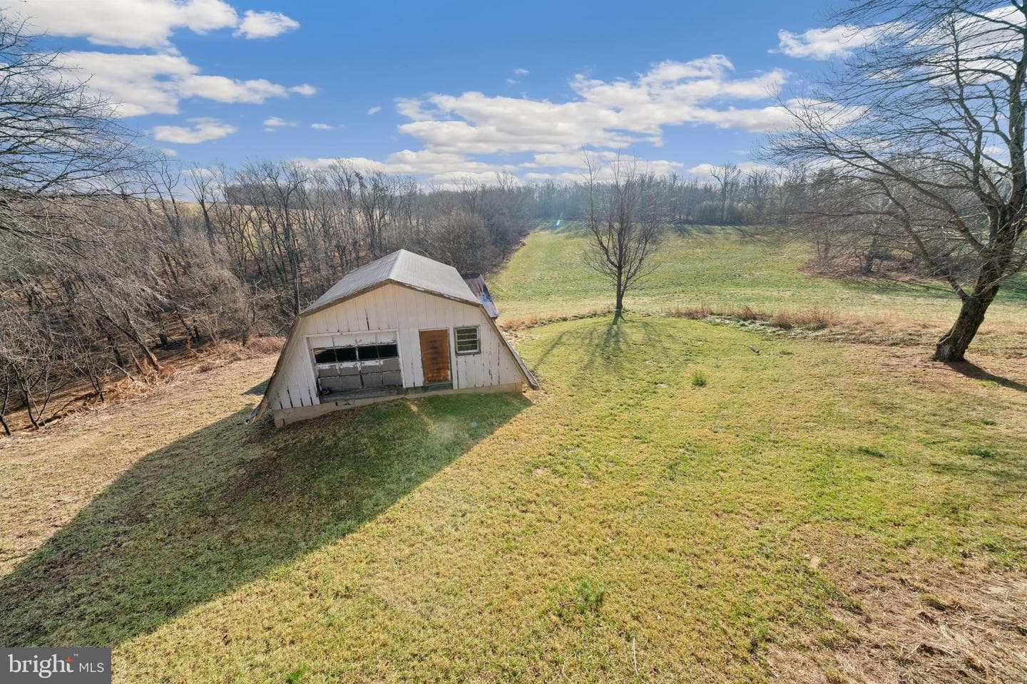 5209 Woodville Road photo 49
