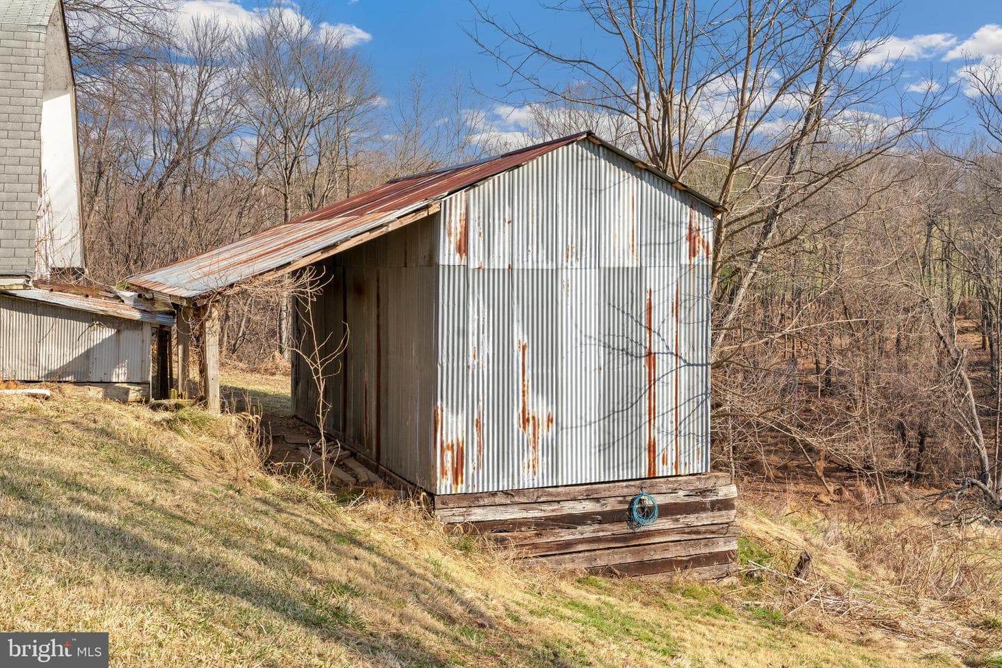 5209 Woodville Road photo 59
