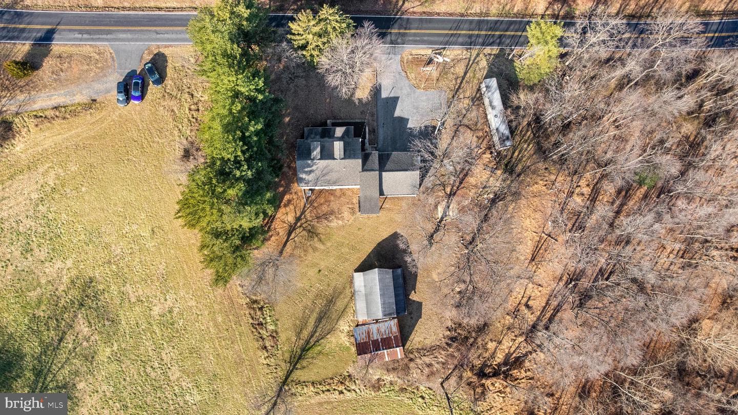 5209 Woodville Road photo 62