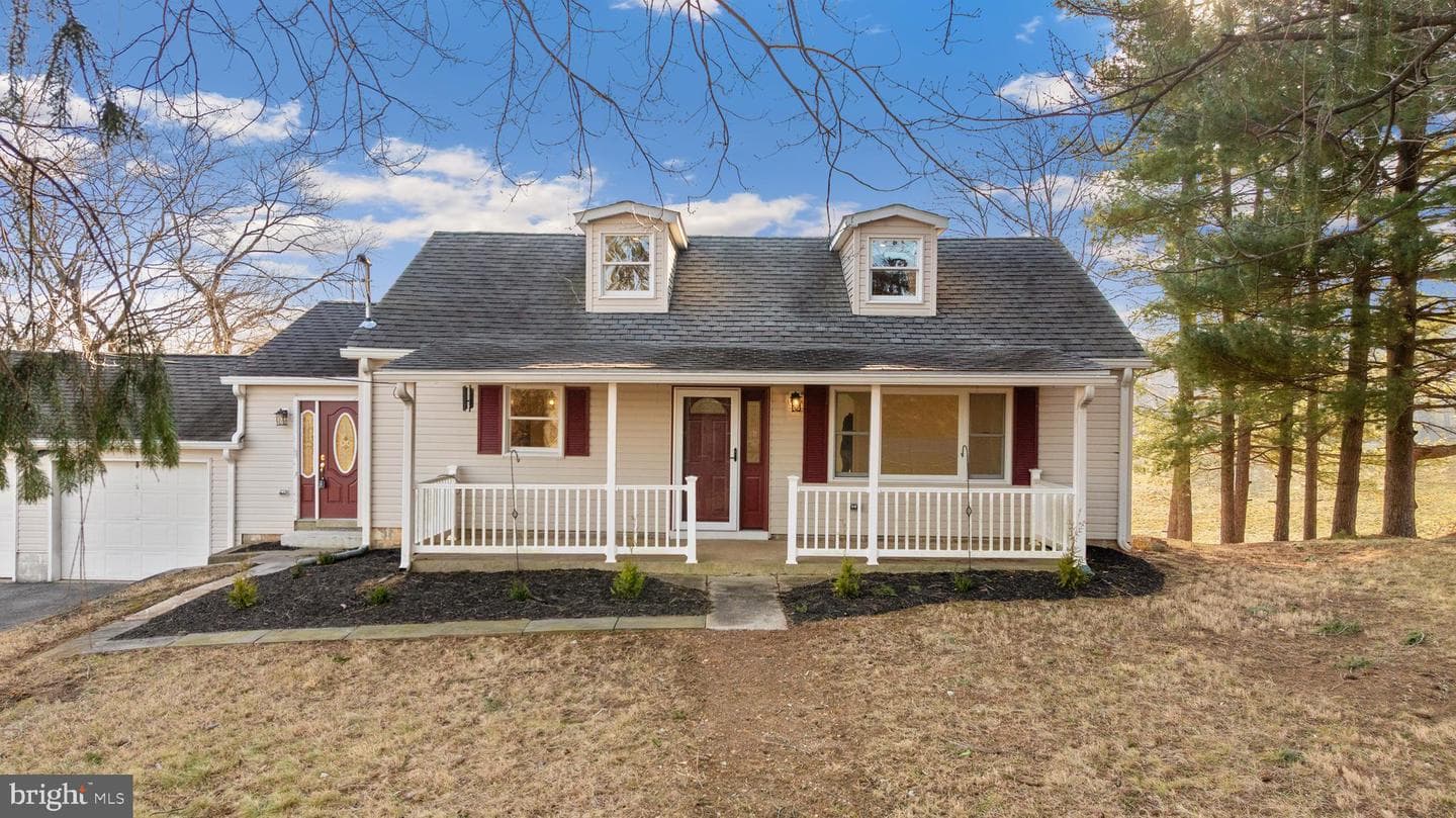 5209 Woodville Road photo 8