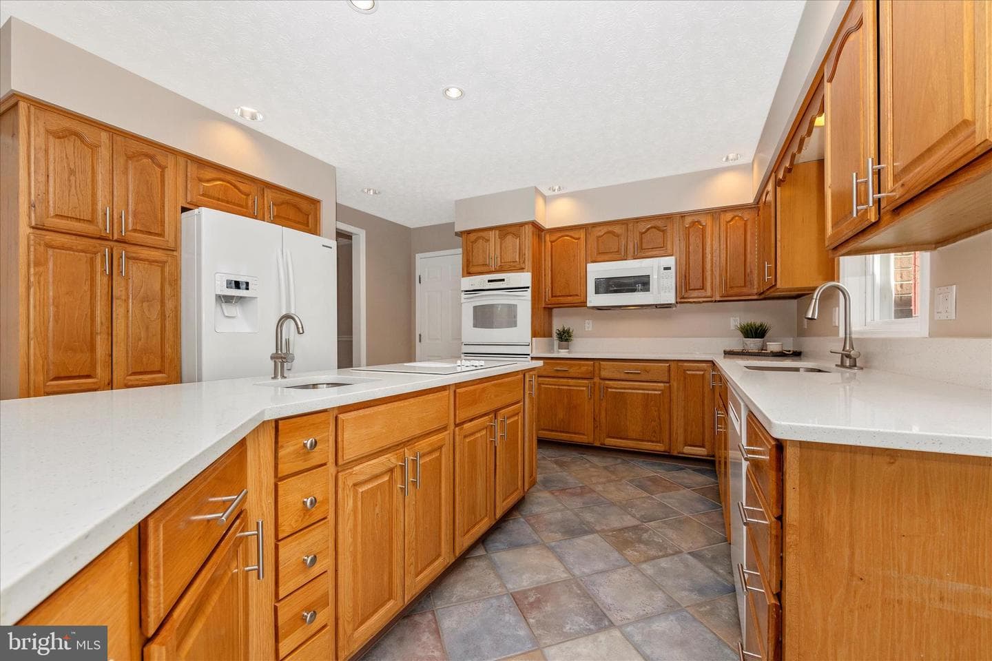 14695 Oak Orchard Road photo 12