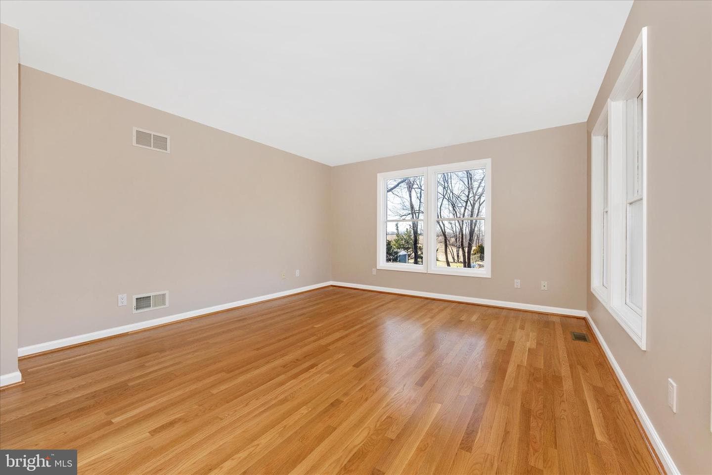 14695 Oak Orchard Road photo 3