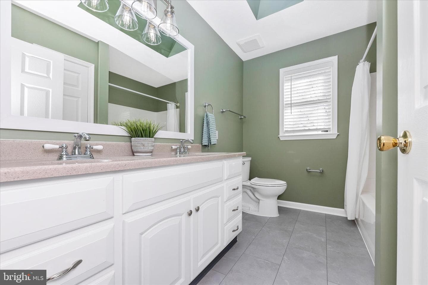 14695 Oak Orchard Road photo 38