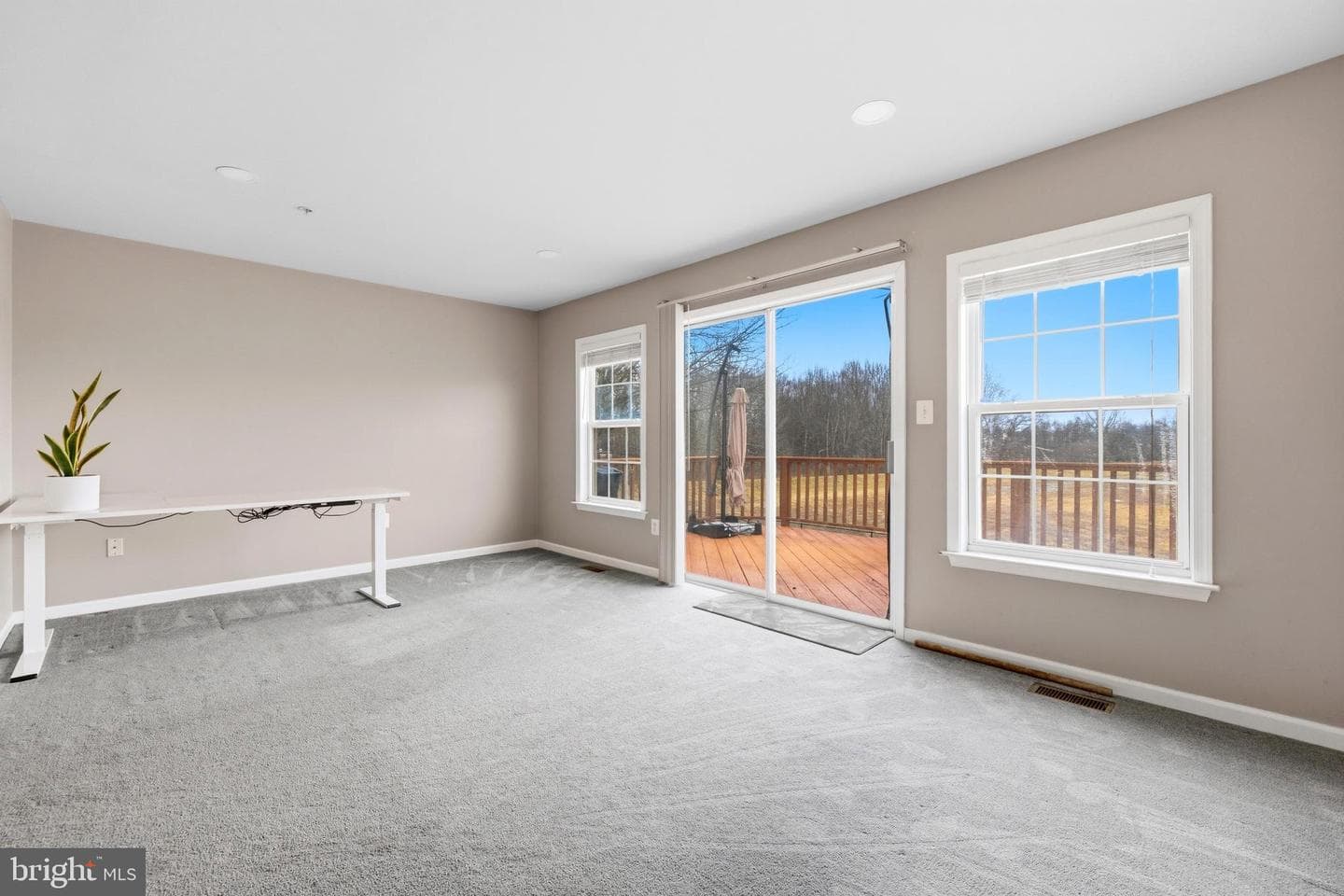 2030 Rosecrans Court photo 10