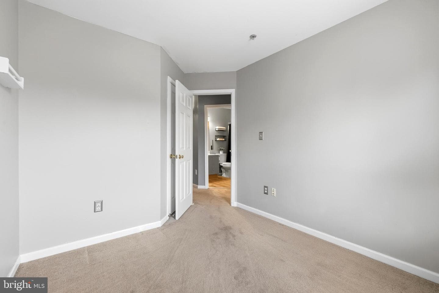 2030 Rosecrans Court photo 19