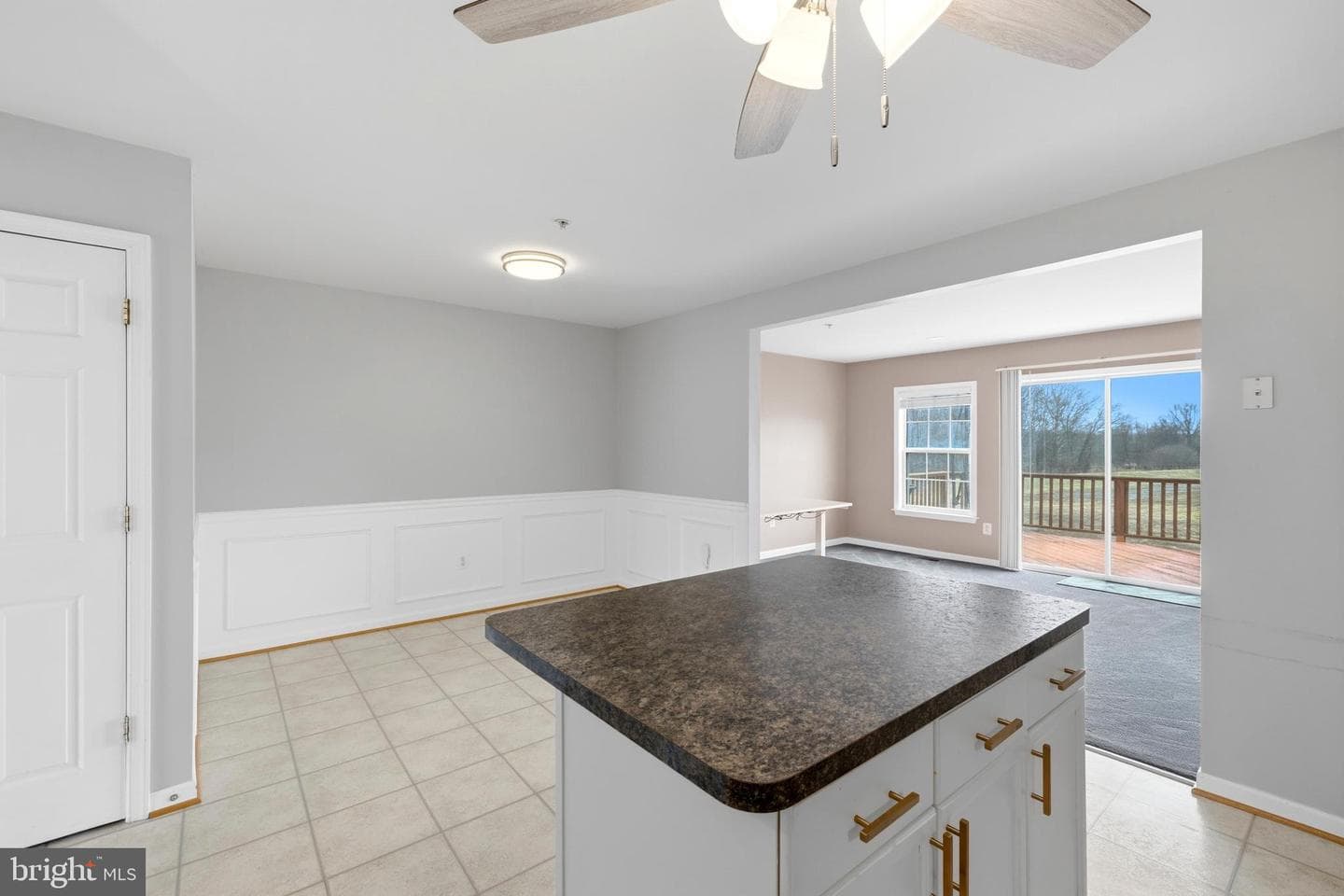 2030 Rosecrans Court photo 8