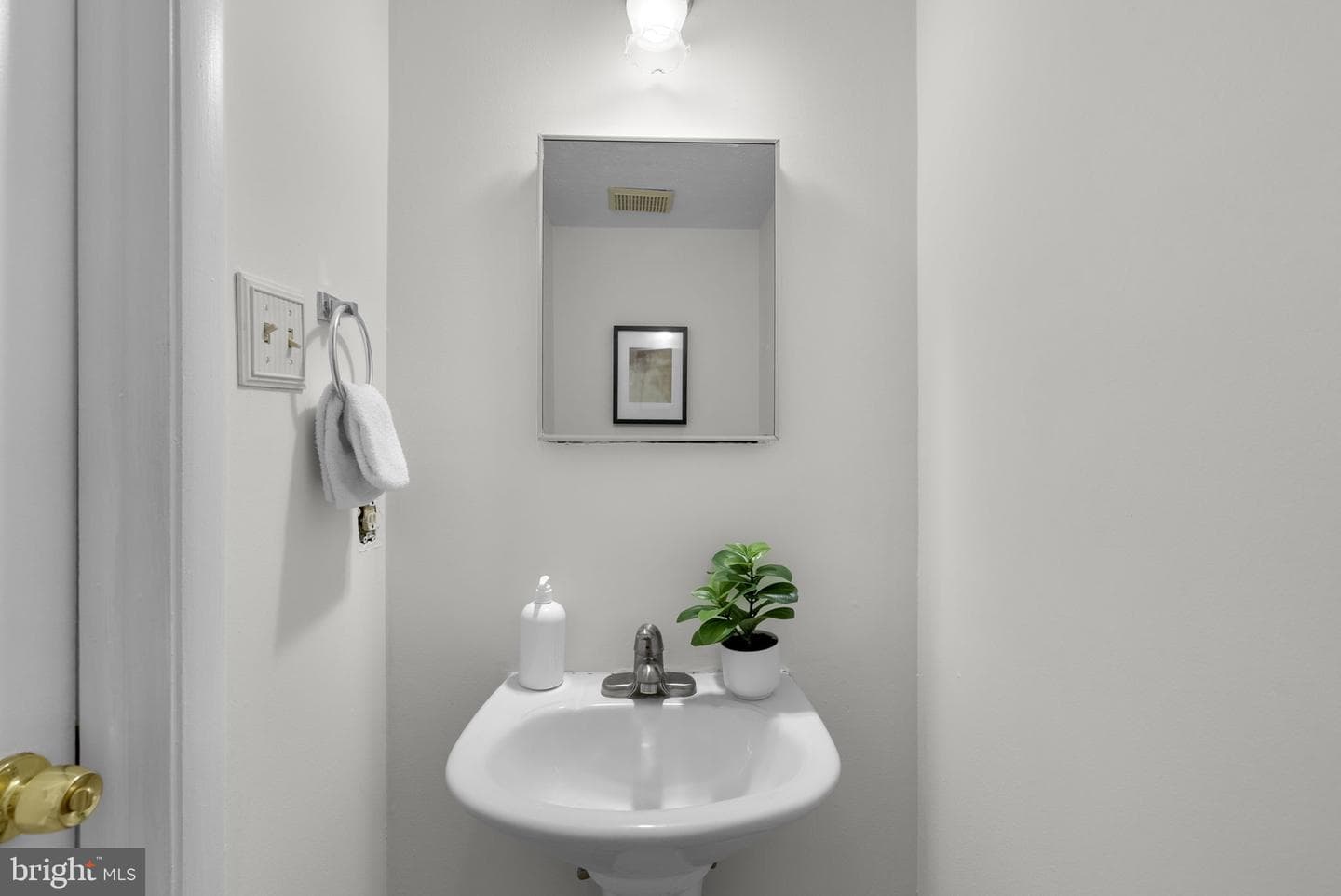 130 Savannah Court photo 15