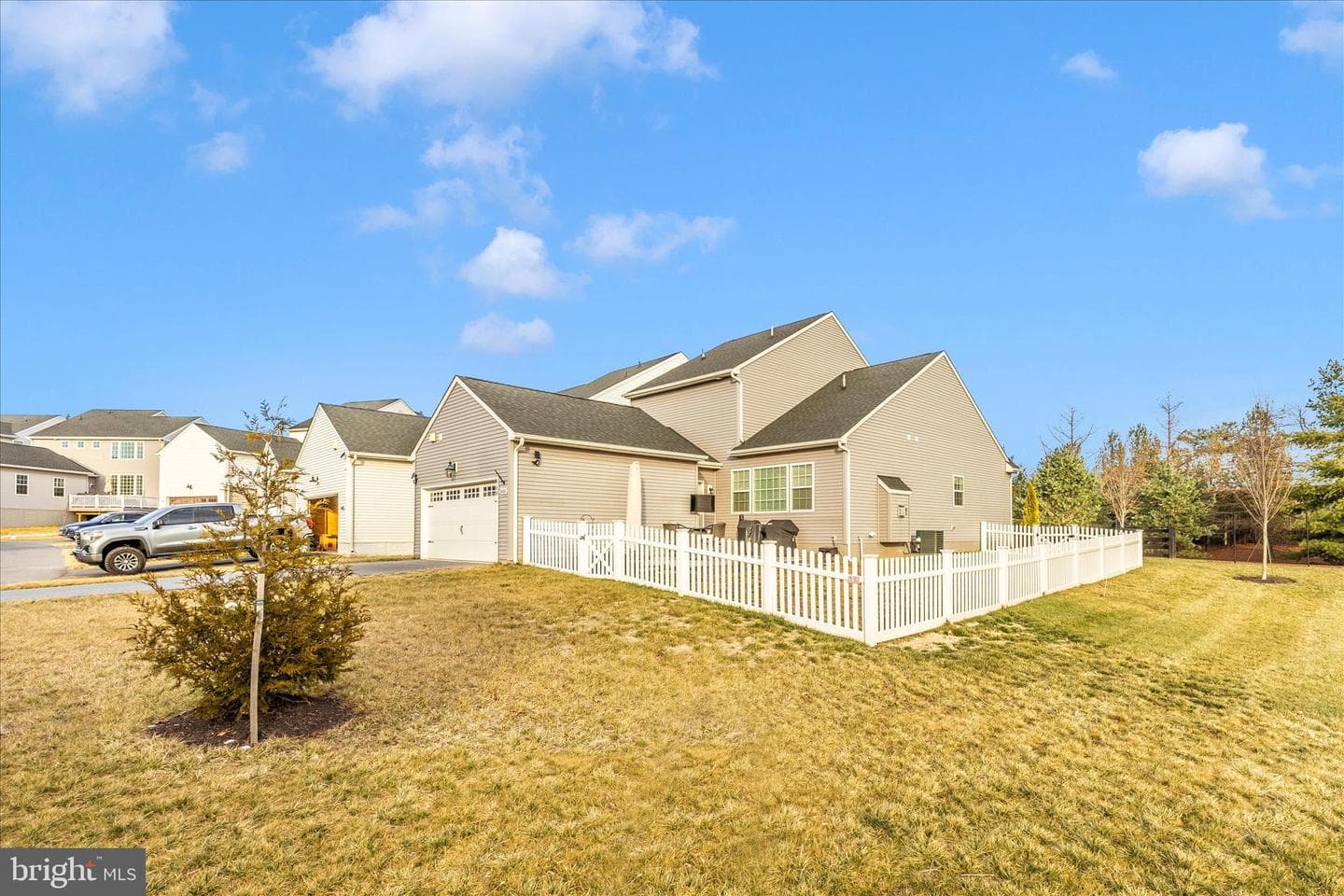 1600 Hobble Trail photo 3