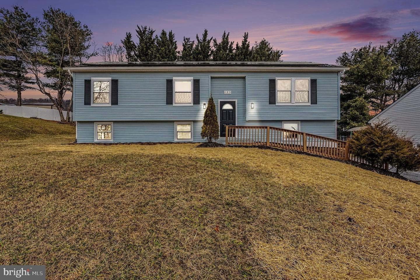123 Sunhigh Drive photo 1