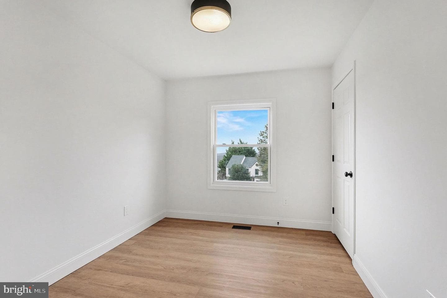 123 Sunhigh Drive photo 20