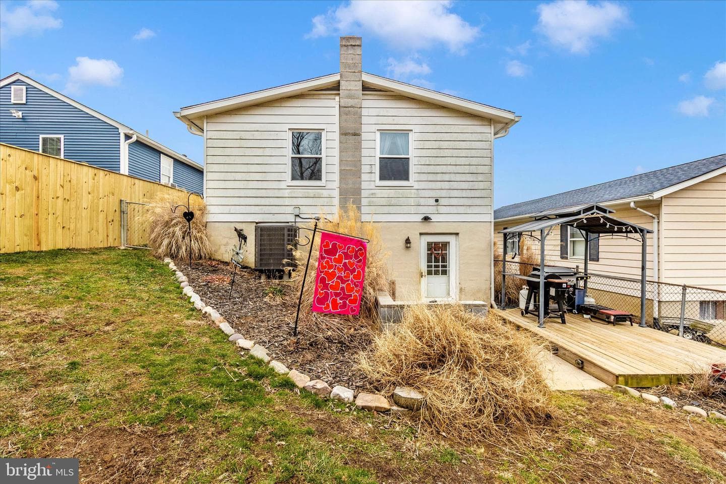 816 E E Street photo 10