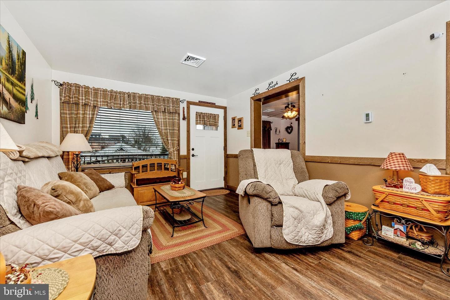 816 E E Street photo 18