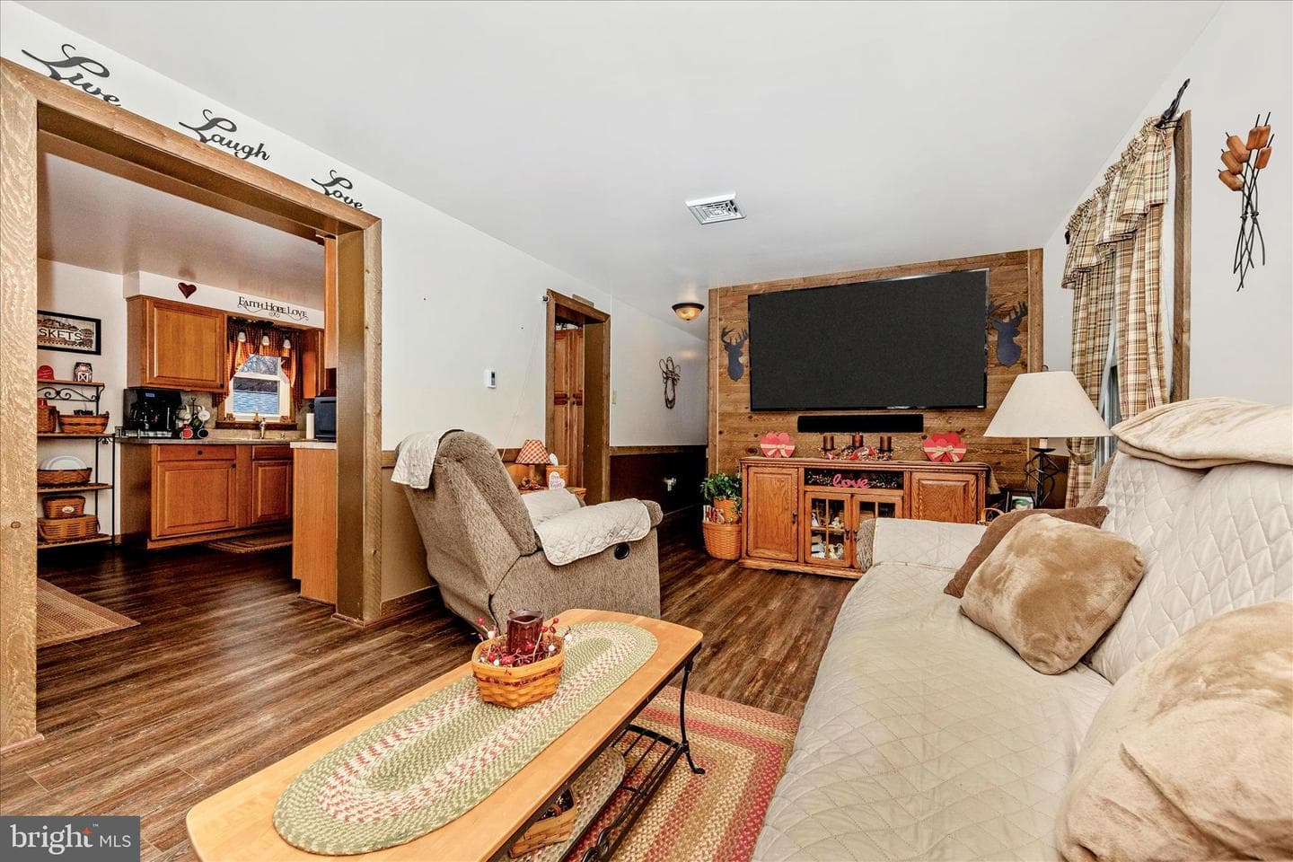 816 E E Street photo 20