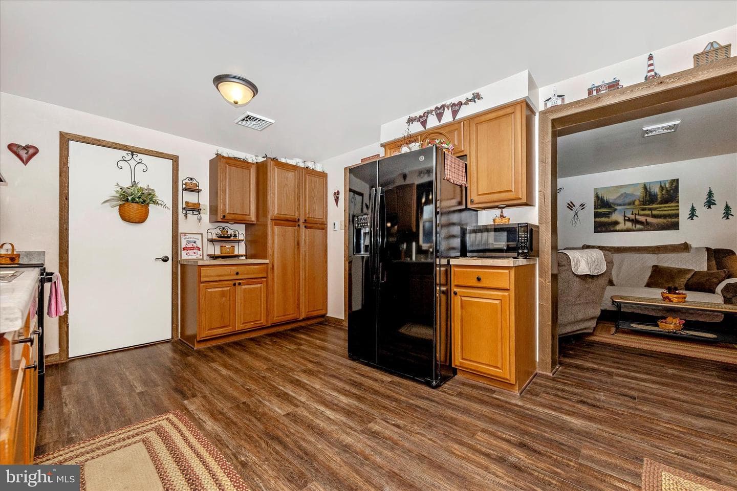 816 E E Street photo 22