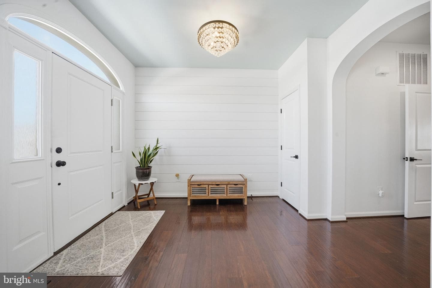 3034 Palatine Drive photo 4