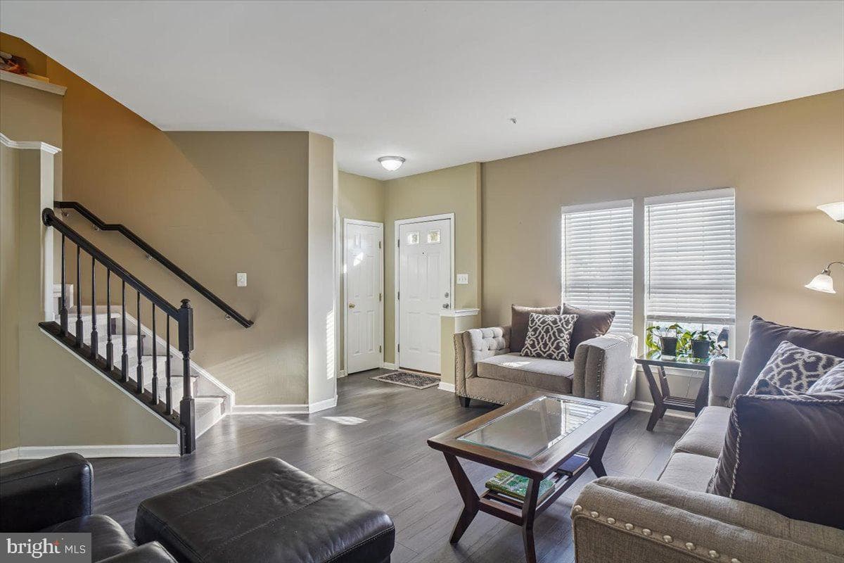 1772 Wheyfield Drive photo 3