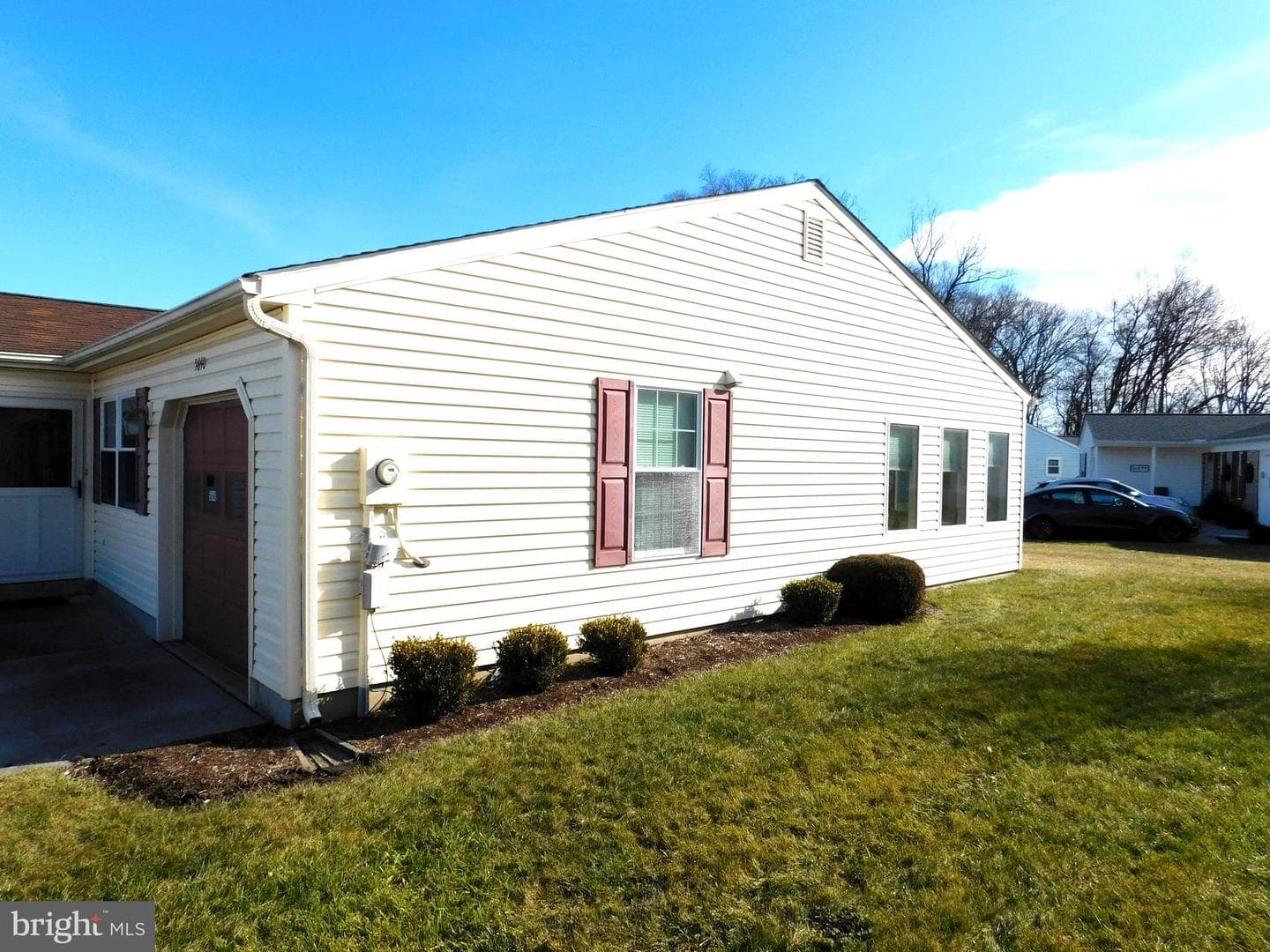 5640 Crabapple Drive photo 4