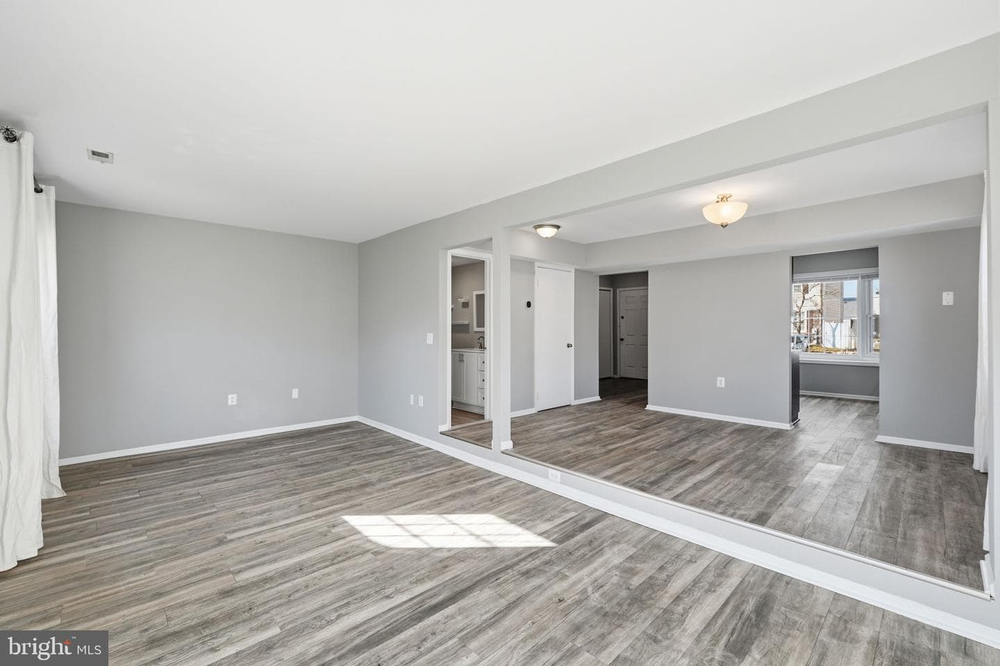111 Lauren Court photo 12