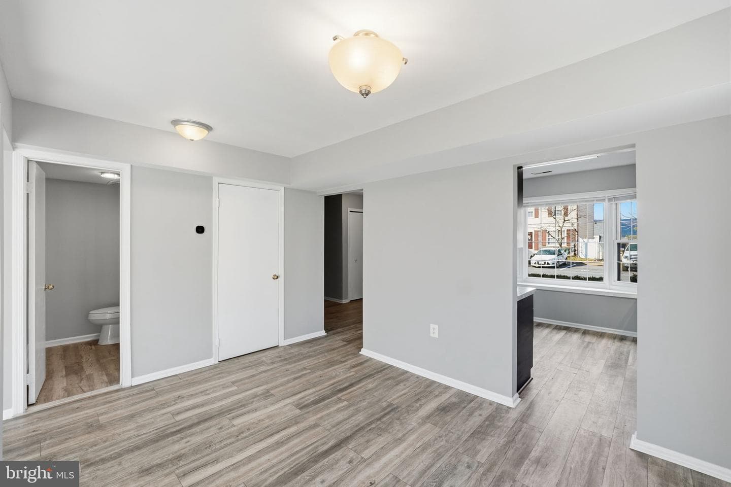 111 Lauren Court photo 16