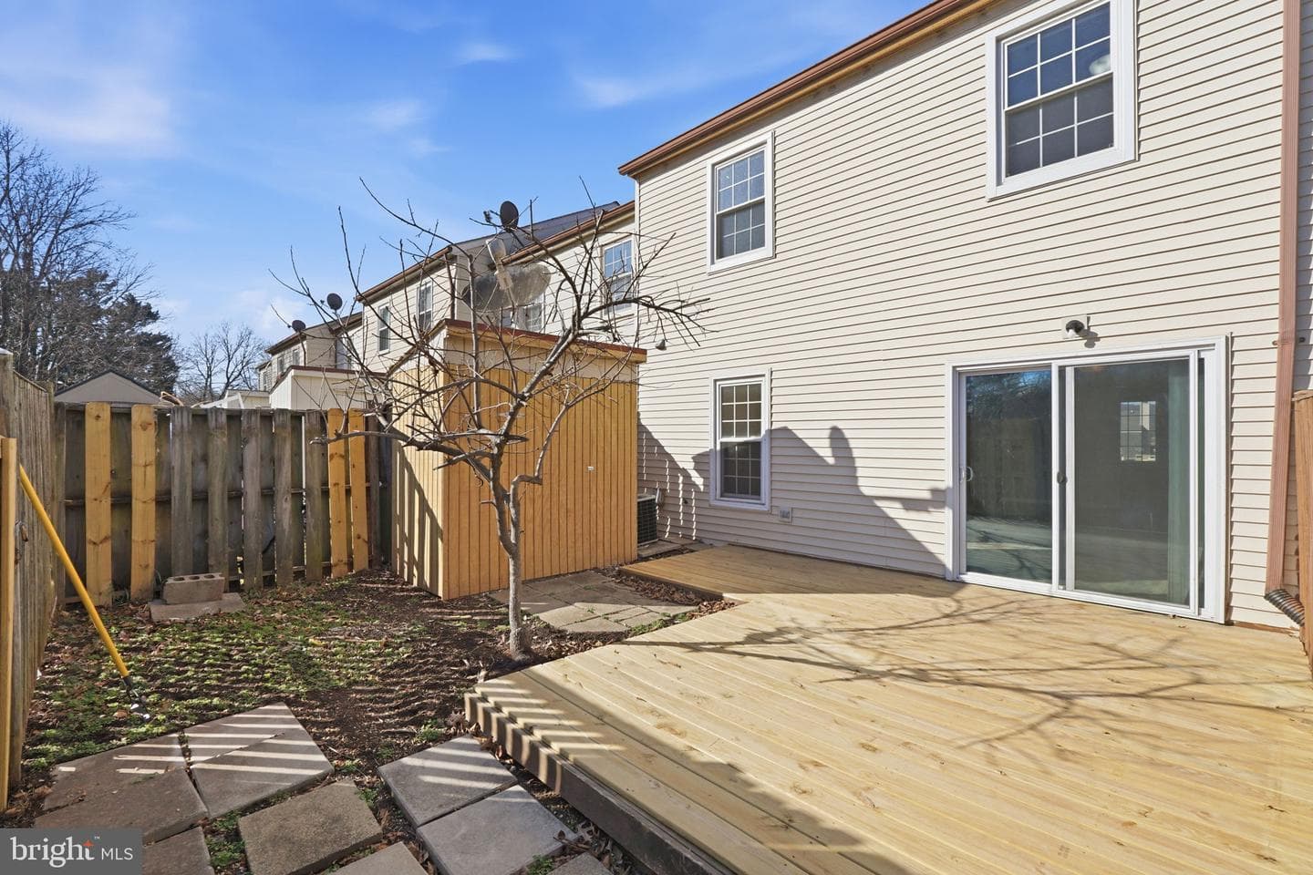 111 Lauren Court photo 31