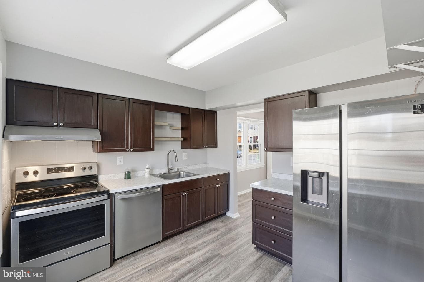 111 Lauren Court photo 6