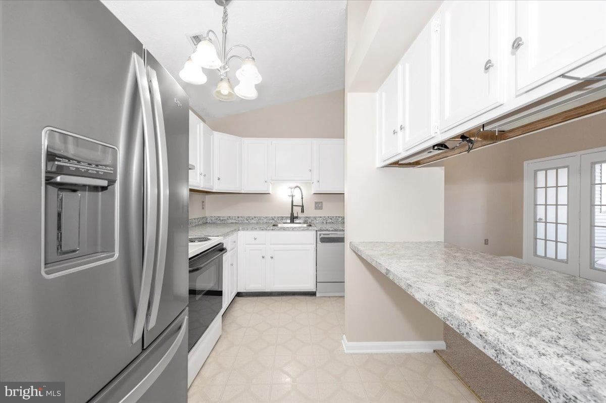 2129 Wainwright Court #2d photo 26
